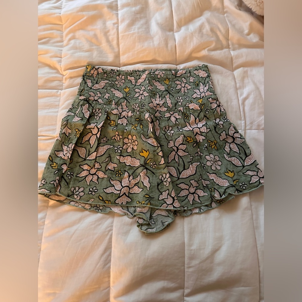 Floral flow skirt from Aerie.